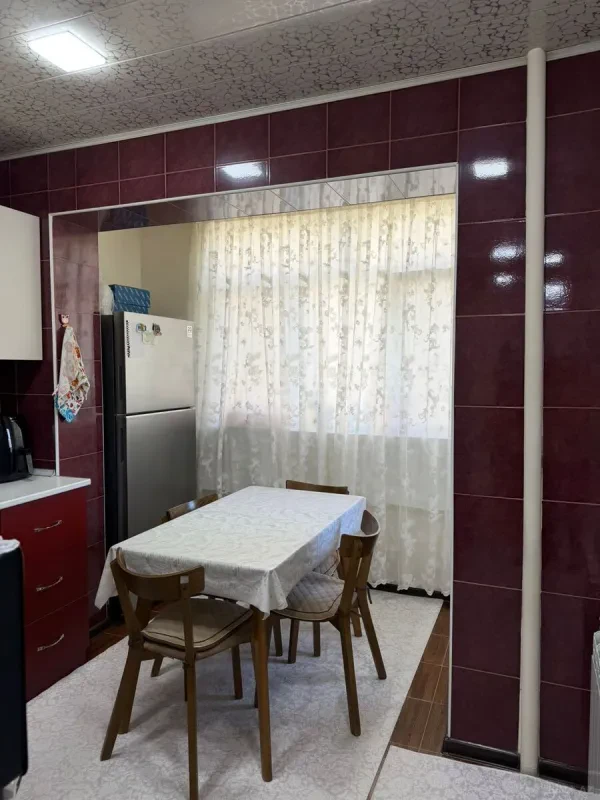Satılır 2 otaqlı mənzil 65 m²