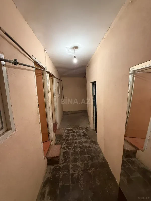 Satılır 4 otaqlı mənzil 150 m²