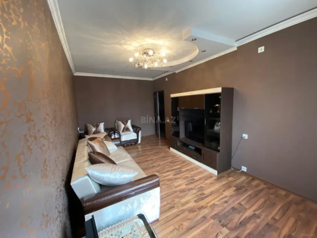 Kirayə verilir 2 otaqlı mənzil 78 m²