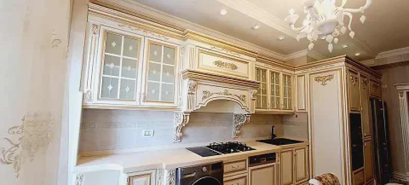Kirayə verilir 4 otaqlı mənzil 200 m² — Bakı, Nəsimi 4 otaq 200.00 m²