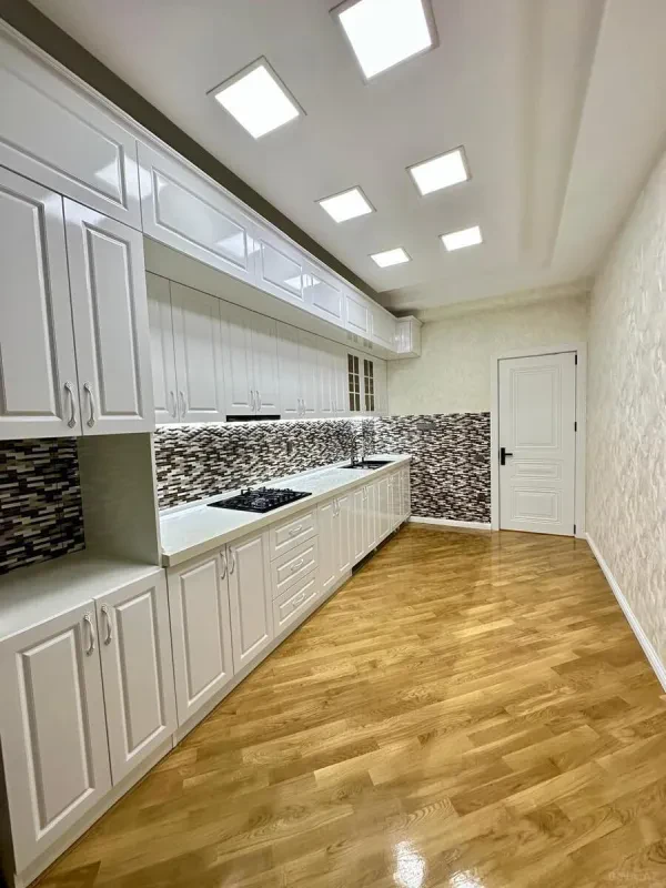 Satılır 3 otaqlı mənzil 125 m²