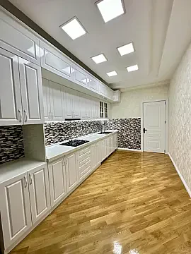 Satılır 3 otaqlı mənzil 125 m² — Bakı 3 otaq 125.00 m²