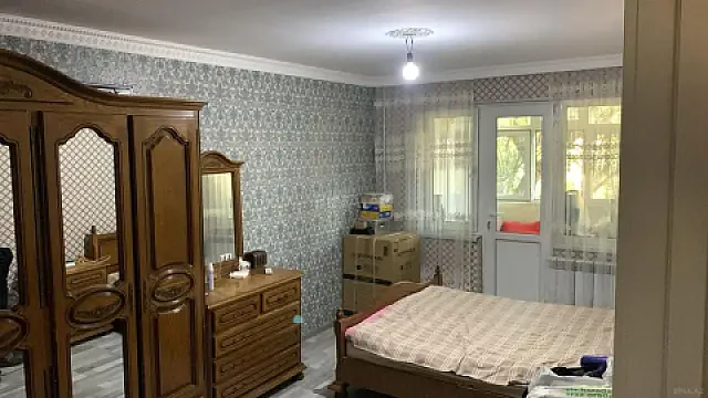 Satılır 4 otaqlı mənzil 100 m² — Bakı 4 otaq 100.00 m²