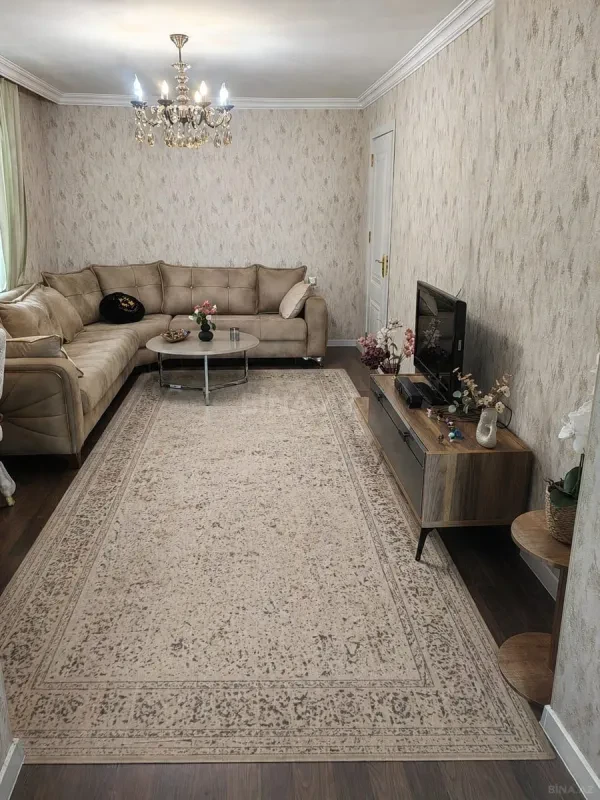 Satılır 2 otaqlı mənzil 70 m²