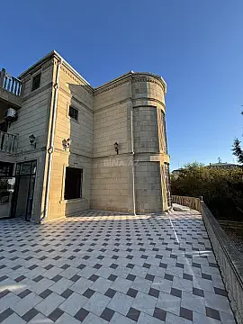 Satılır 5 otaqlı həyət evi 600 m² — Bakı, Novxanı 5 otaq 600.00 m²