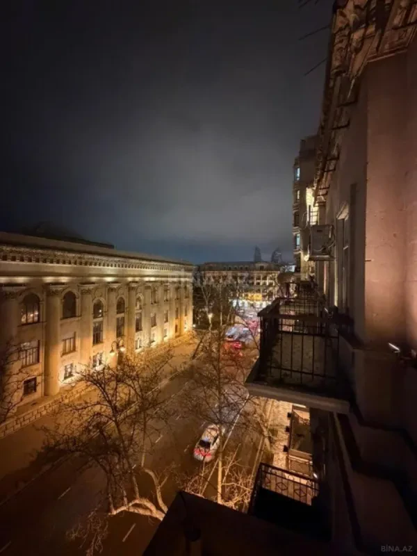 Satılır 3 otaqlı mənzil 100 m²