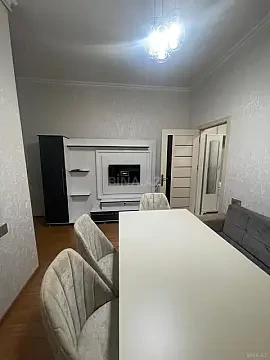 Kirayə verilir 2 otaqlı mənzil 49 m² — Bakı, Yeni Günəşli 2 otaq 49.00 m²