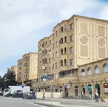 Kirayə verilir 2 otaqlı mənzil 75 m² — Bakı 2 otaq 75.00 m²