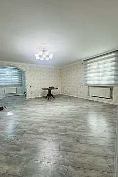 Kirayə verilir obyekt 100 m² — Bakı, İnşaatçılar 100.00 m²
