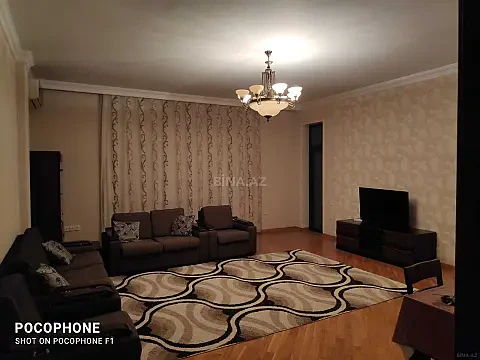 Kirayə verilir 3 otaqlı mənzil 150 m² — Bakı 3 otaq 150.00 m²