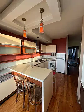 Kirayə verilir 2 otaqlı mənzil 50 m² — Bakı, Memar Əcəmi yanı 2 otaq 50.00 m²
