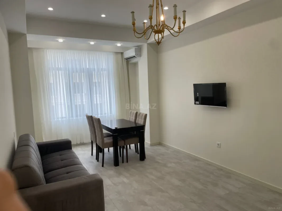 Kirayə verilir 2 otaqlı mənzil 60 m²
