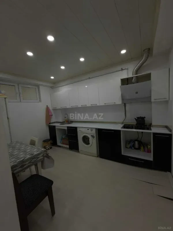 Kirayə verilir 2 otaqlı mənzil 65 m²