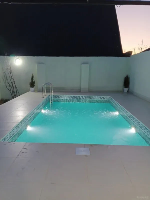 Kirayə verilir 4 otaqlı həyət evi 122 m²