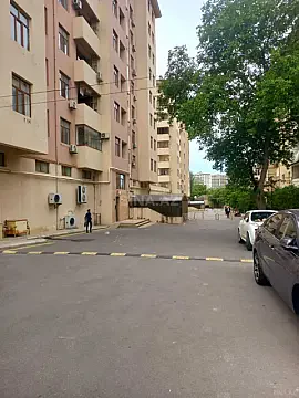 Kirayə verilir 3 otaqlı mənzil 80 m² — Bakı, Bakıxanov 3 otaq 80.00 m²