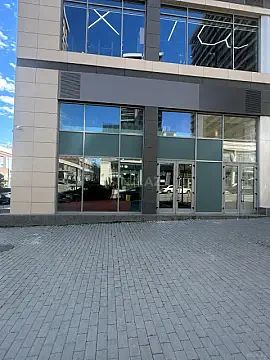 Kirayə verilir obyekt 150 m² — Bakı 150.00 m²