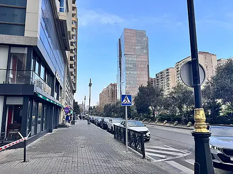 Satılır obyekt 270 m² — Bakı, Xətai 270.00 m²