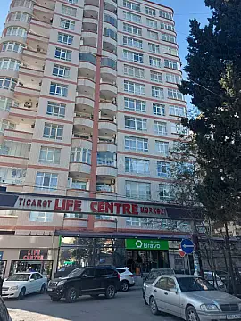 Kirayə verilir 4 otaqlı mənzil 150 m² — Bakı, Nərimanov 4 otaq 150.00 m²