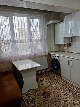 Satılır 4 otaqlı mənzil 100 m² — Bakı 4 otaq 100.00 m²