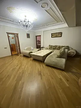 Kirayə verilir 3 otaqlı mənzil 145 m² — Bakı, İnşaatçılar 3 otaq 145.00 m²