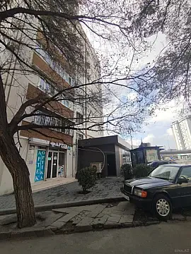 Satılır 3 otaqlı mənzil 70 m² — Bakı, Memar Əcəmi yanı 3 otaq 70.00 m²