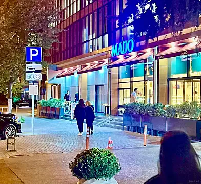 Satılır 11 otaqlı həyət evi 650 m² — Bakı 11 otaq 650.00 m²