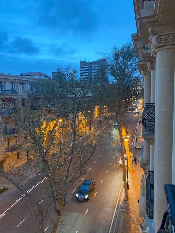 Kirayə verilir 2 otaqlı mənzil 70 m²