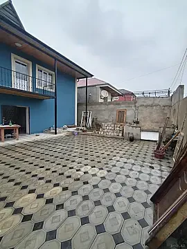 Satılır 7 otaqlı həyət evi 240 m² — Bakı 7 otaq 240.00 m²