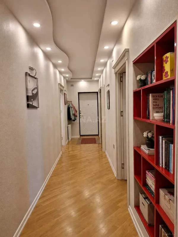 Kirayə verilir 3 otaqlı mənzil 110 m²
