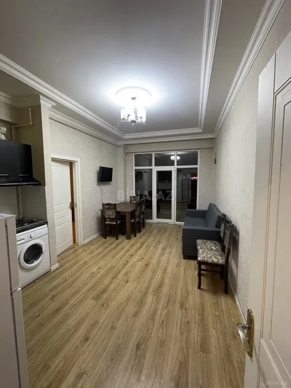 Kirayə verilir 2 otaqlı mənzil 42 m²