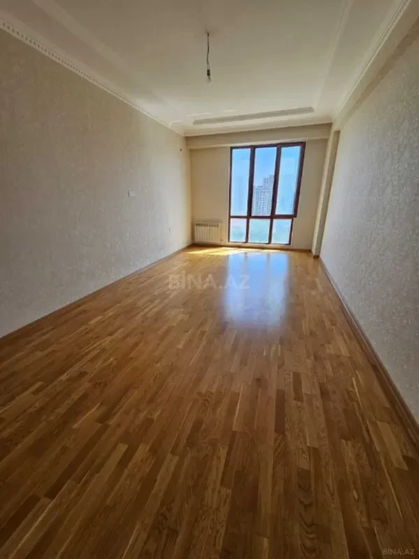 Satılır 2 otaqlı mənzil 80 m²