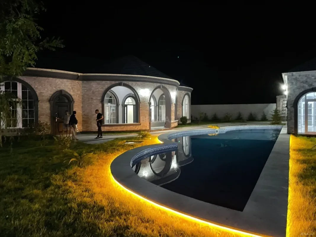 Kirayə verilir 5 otaqlı həyət evi 200 m²