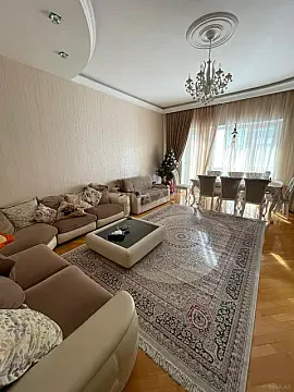 Satılır 3 otaqlı mənzil 141 m² — Bakı 3 otaq 141.00 m²