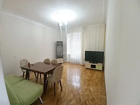 Kirayə verilir 3 otaqlı mənzil 75 m² — Bakı 3 otaq 75.00 m²