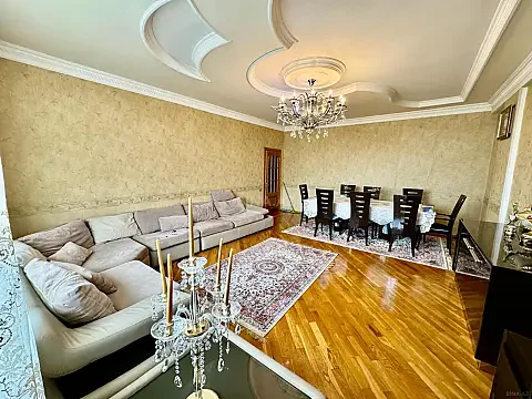 Satılır 3 otaqlı mənzil 150 m² — Bakı, Memar Əcəmi yanı 3 otaq 150.00 m²