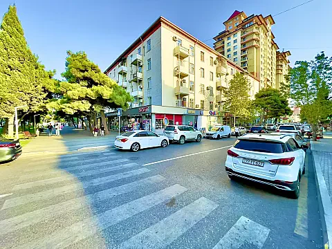 Kirayə verilir 3 otaqlı mənzil 85 m² — Bakı 3 otaq 85.00 m²