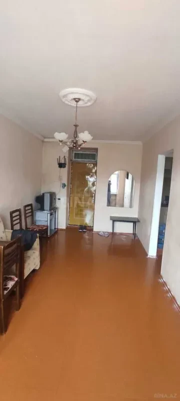 Kirayə verilir 2 otaqlı mənzil 50 m²