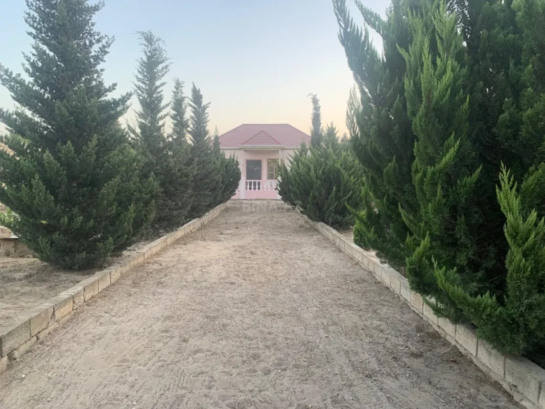 Kirayə verilir 6 otaqlı həyət evi 90 m²