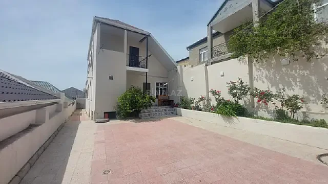 Satılır 4 otaqlı həyət evi 110 m² — Bakı, Qaraçuxur 4 otaq 110.00 m²