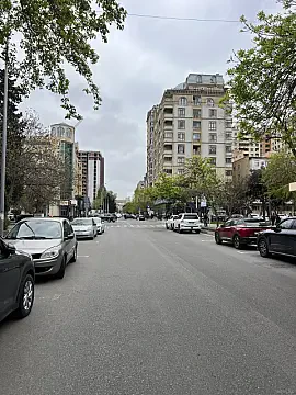 Satılır 3 otaqlı mənzil 70 m² — Bakı 3 otaq 70.00 m²
