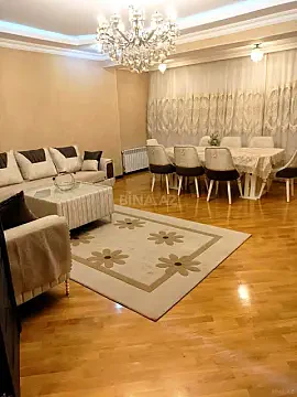 Kirayə verilir 3 otaqlı mənzil 150 m² — Bakı 3 otaq 150.00 m²