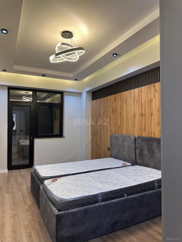 Satılır 3 otaqlı mənzil 112 m²