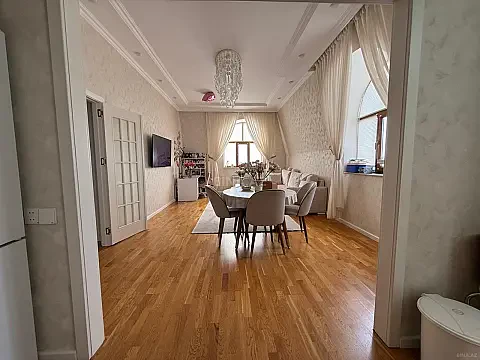 Satılır 2 otaqlı mənzil 80 m² — Bakı 2 otaq 80.00 m²