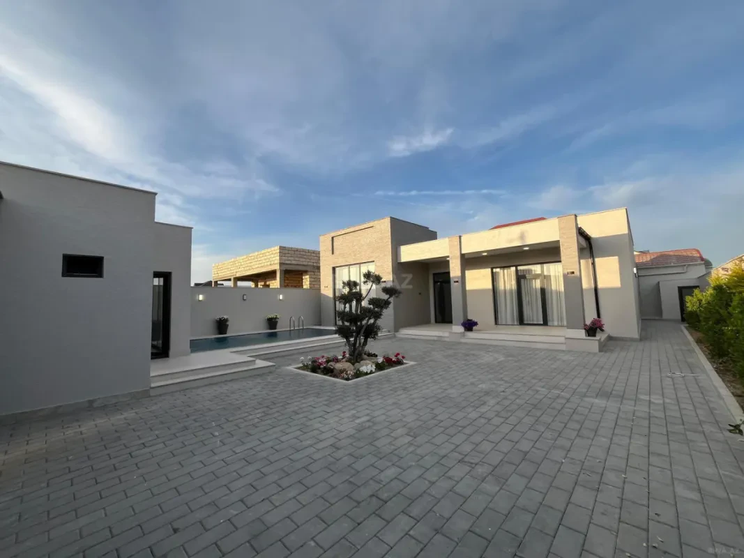 Satılır 4 otaqlı həyət evi 125 m²