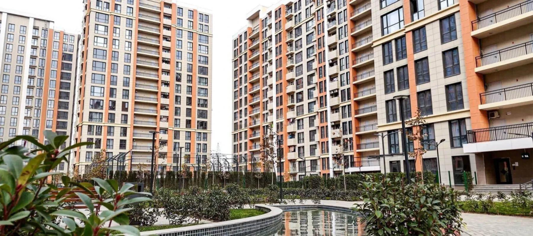 Satılır 3 otaqlı mənzil 84 m²