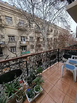 Satılır 2 otaqlı mənzil 65 m² — Bakı, Sahil qəs. 2 otaq 65.00 m²