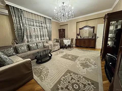 Satılır 3 otaqlı mənzil 124 m² — Bakı, İnşaatçılar 3 otaq 124.00 m²