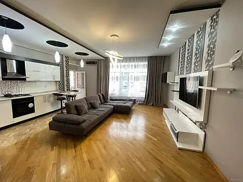 Satılır 3 otaqlı mənzil 140 m² — Bakı 3 otaq 140.00 m²