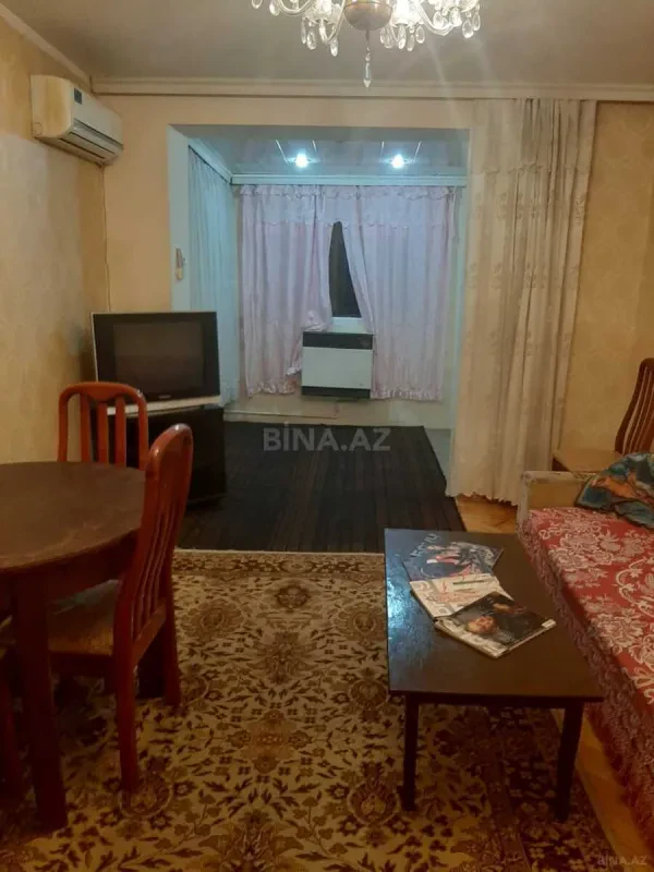 Kirayə verilir 2 otaqlı mənzil 50 m²