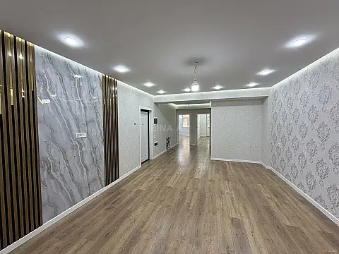 Satılır 3 otaqlı mənzil 95 m² — Bakı, İnşaatçılar 3 otaq 95.00 m²